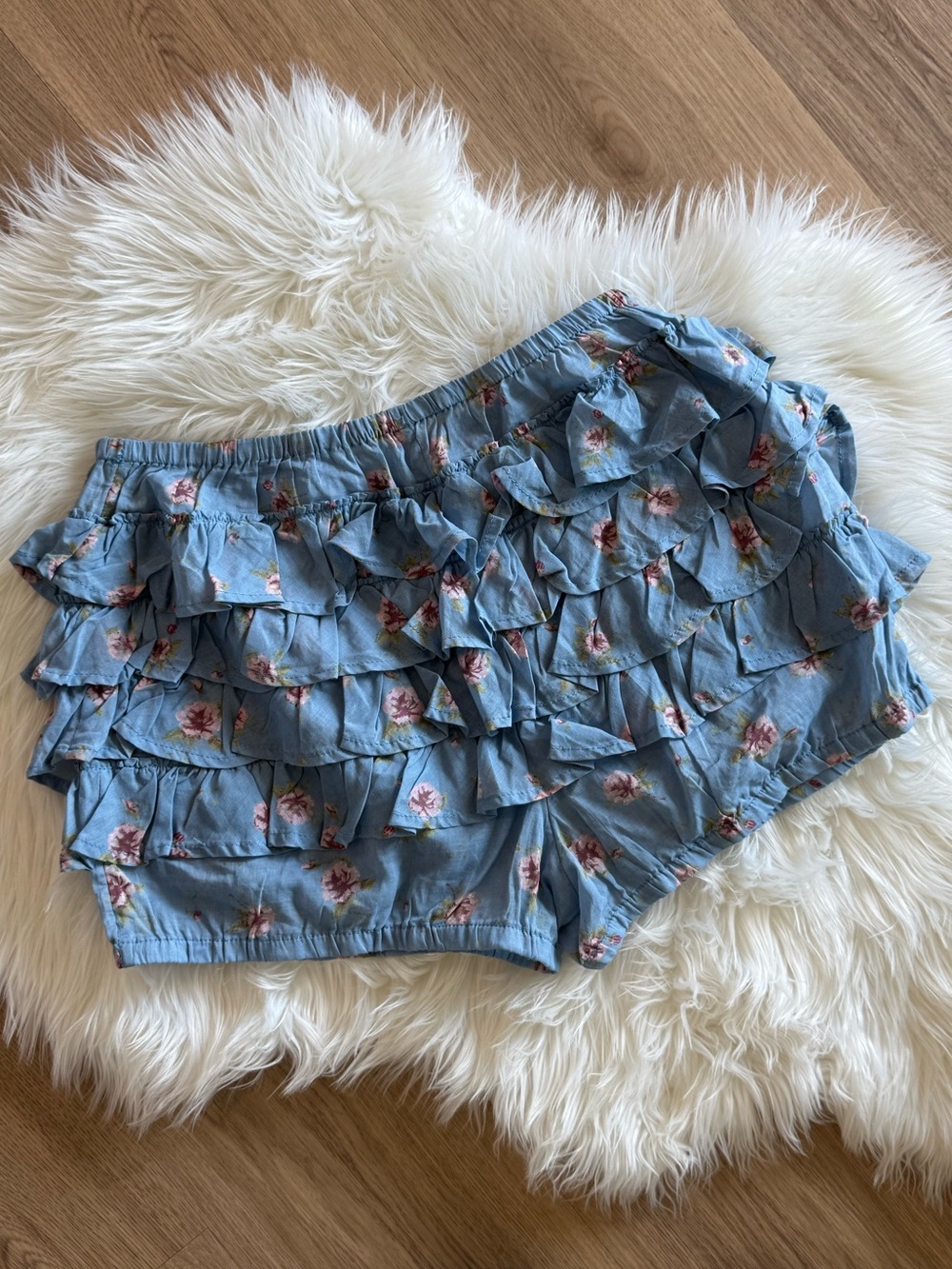 Free People Ruffle Shorts - Picture 3 of 5